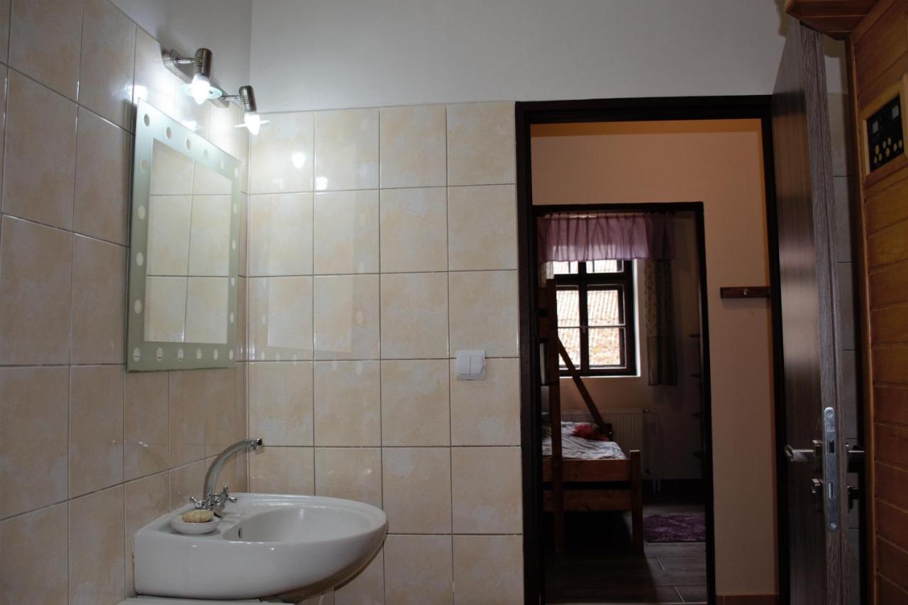 Appartement Na koňské farmě à Malecov Extérieur photo